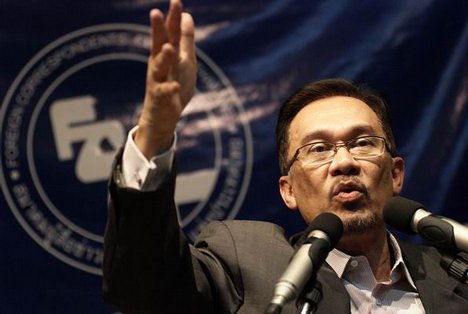 Anwar Ibrahim Photos Pictures